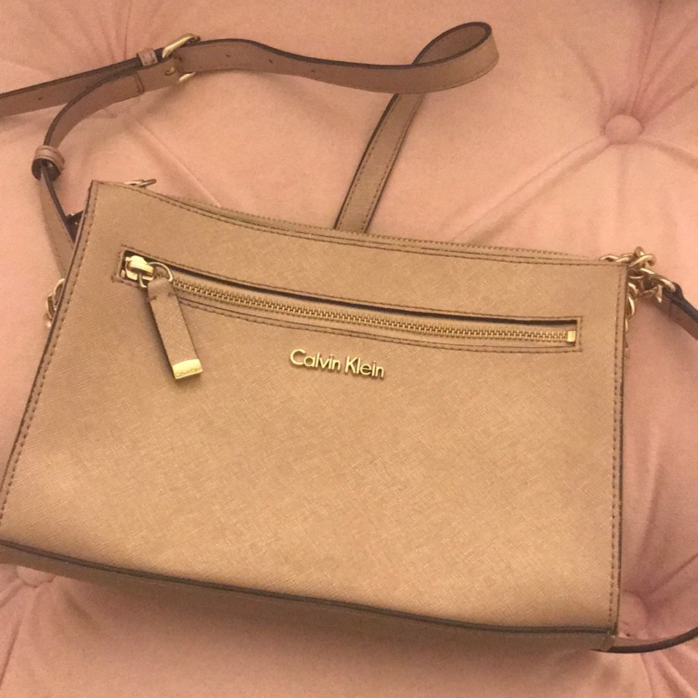 Calvin Klein cross body